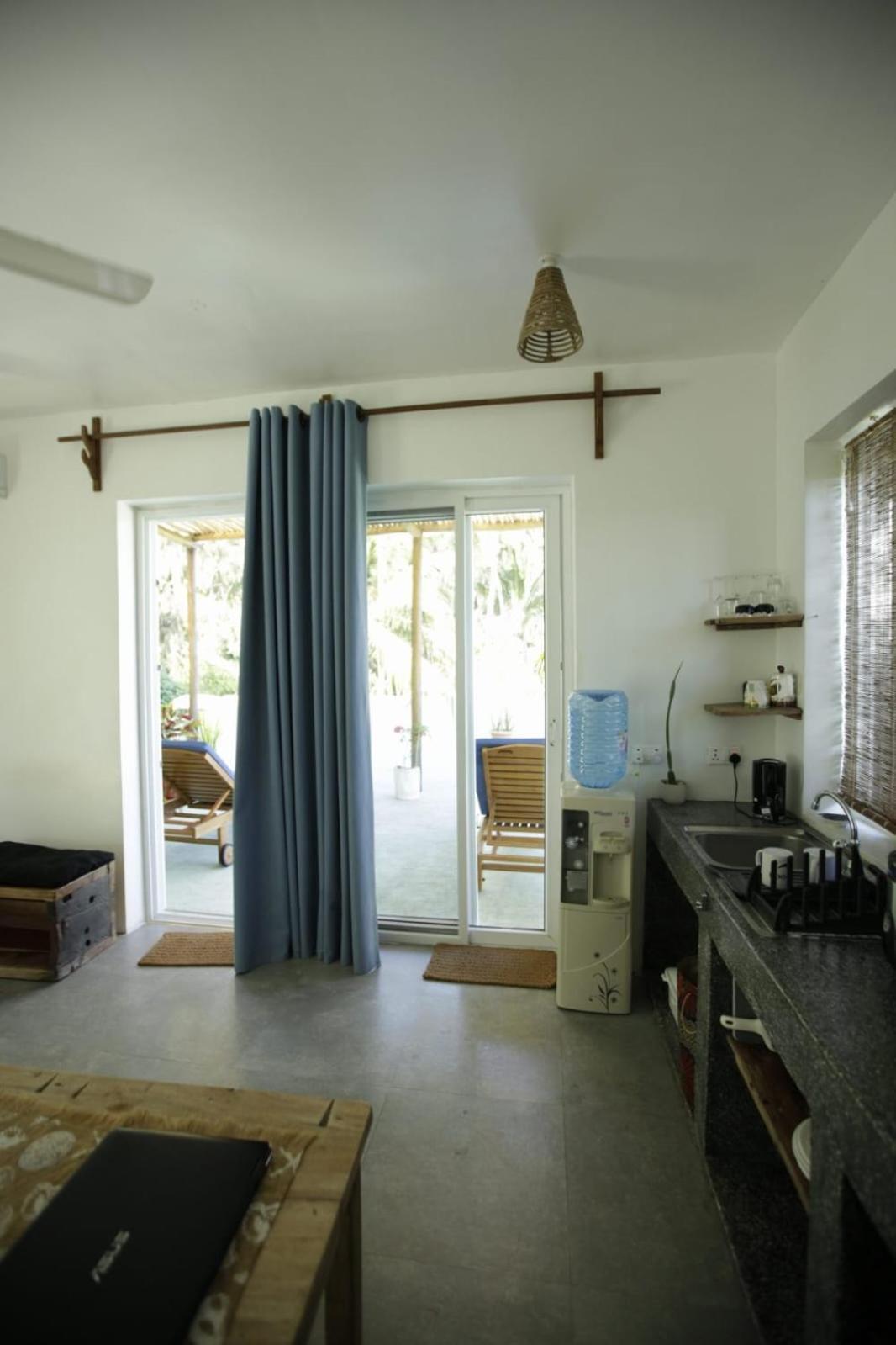 The Moon Living Apartment *