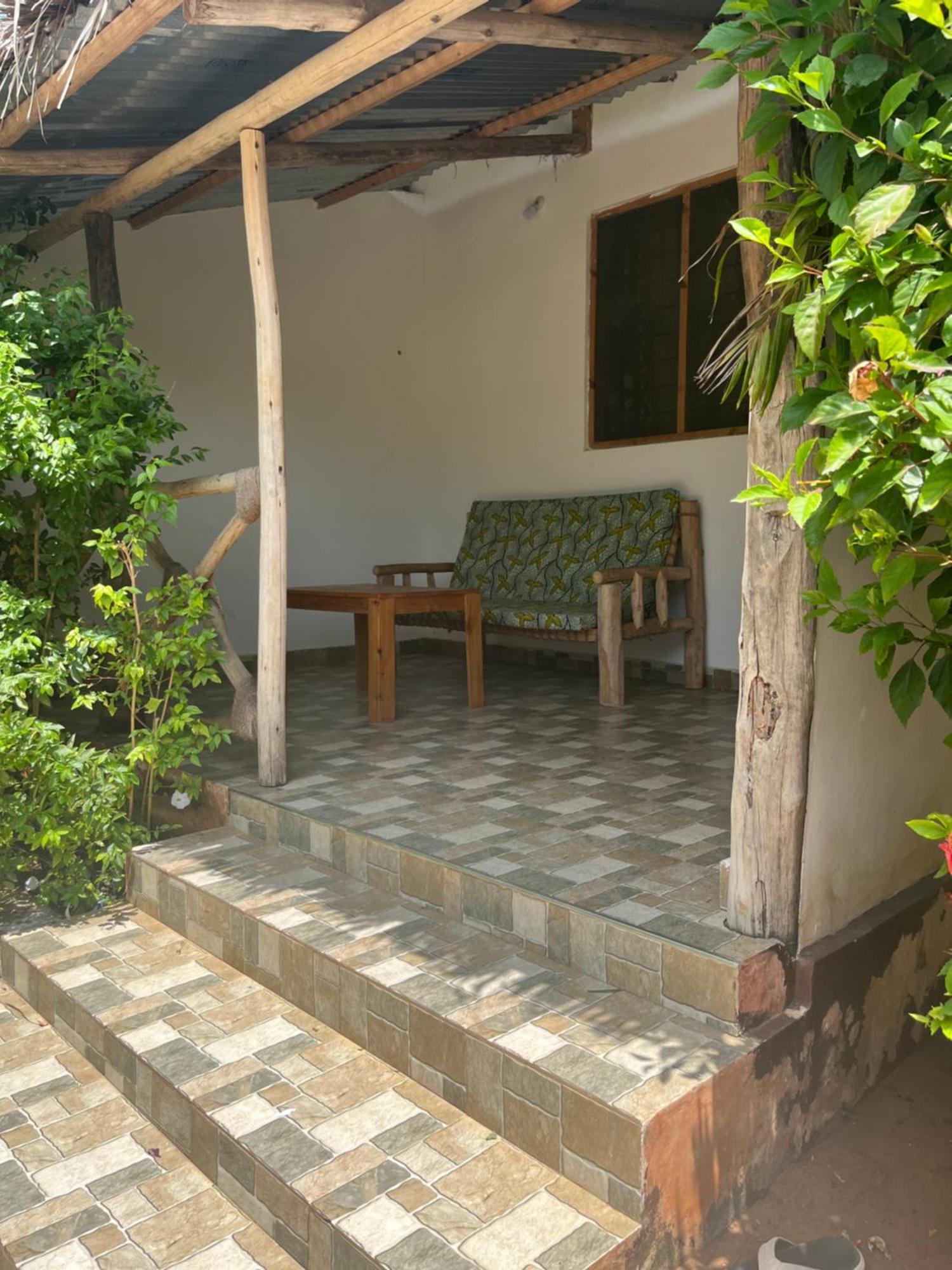 Makame Garden House Guest house *