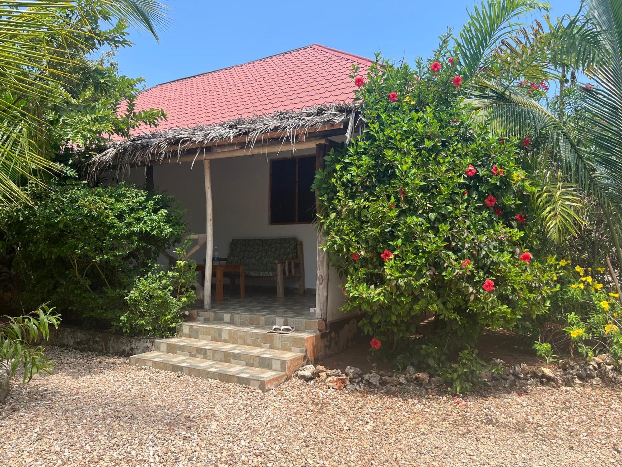 Guest house Makame Garden House *