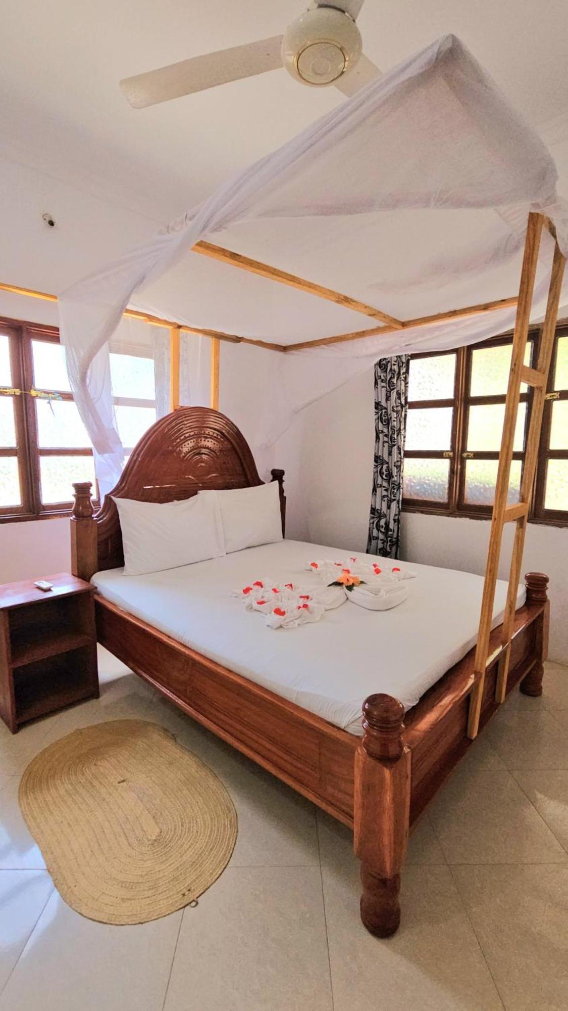Tuna Hotel Nungwi