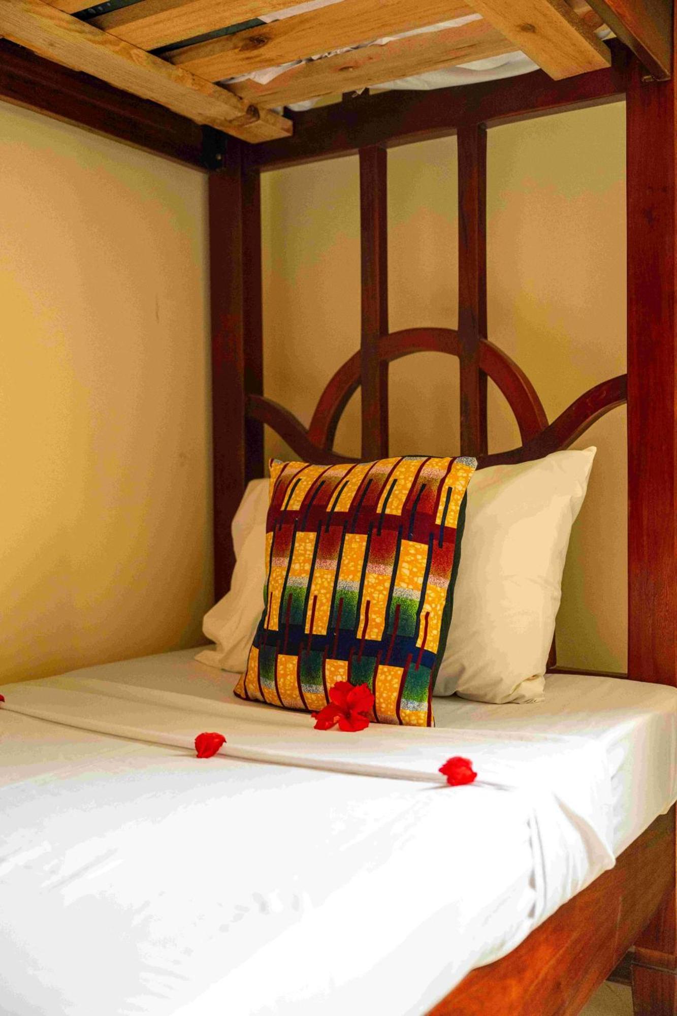 Black Stone Hotel 4*