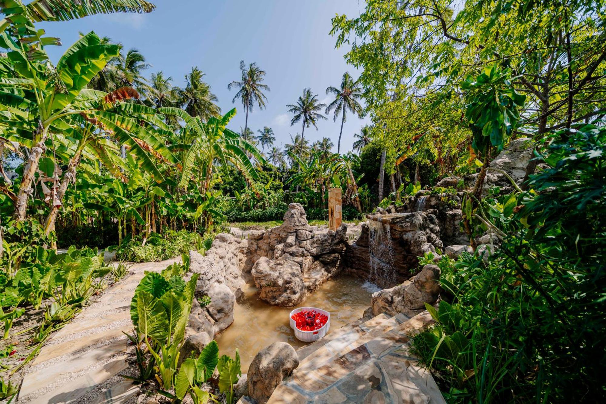 Ycona Eco-luxury Resort, Zanzibar Resort Dikoni