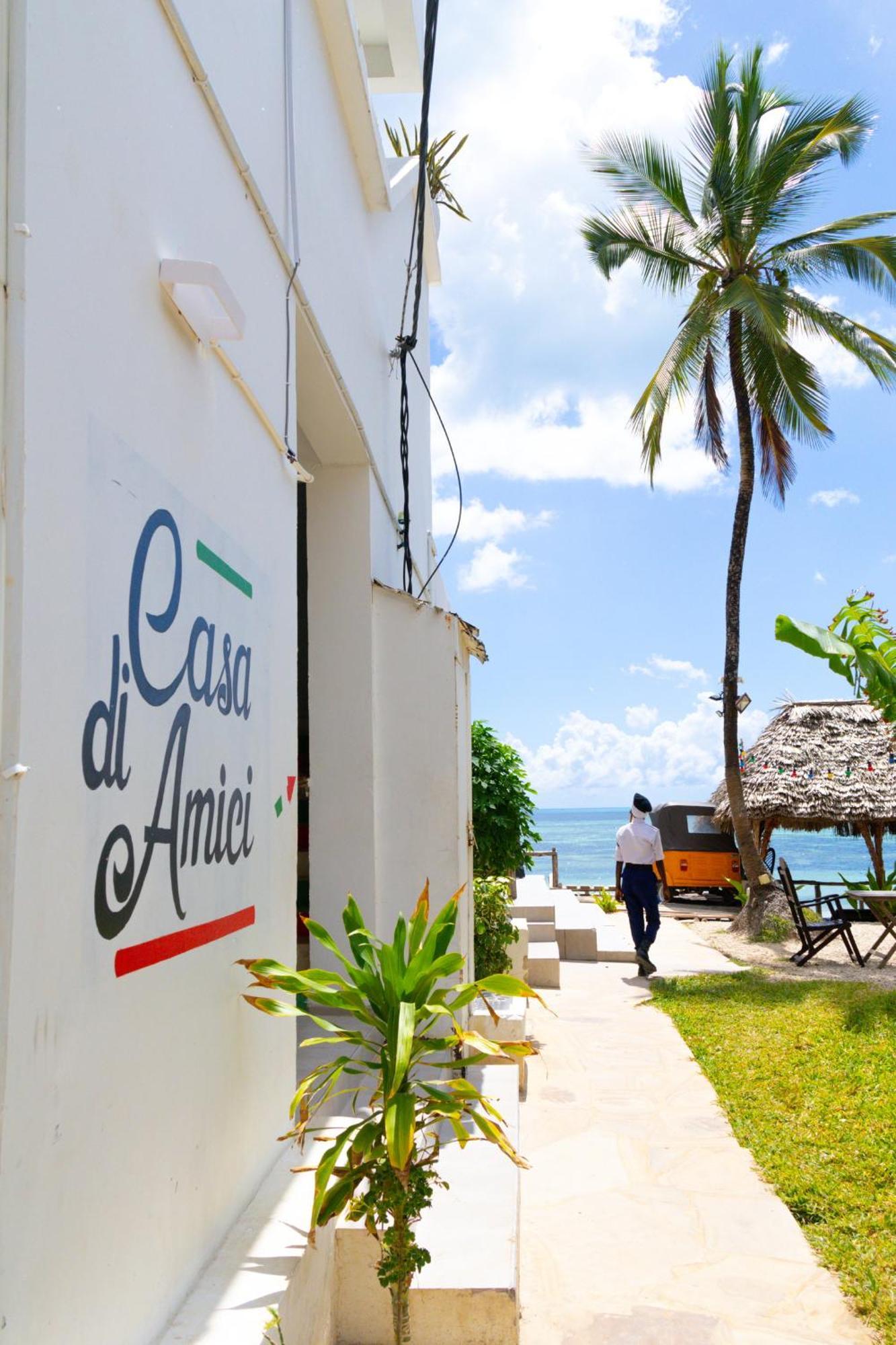 Pili Pili Paradise Hotel 5*