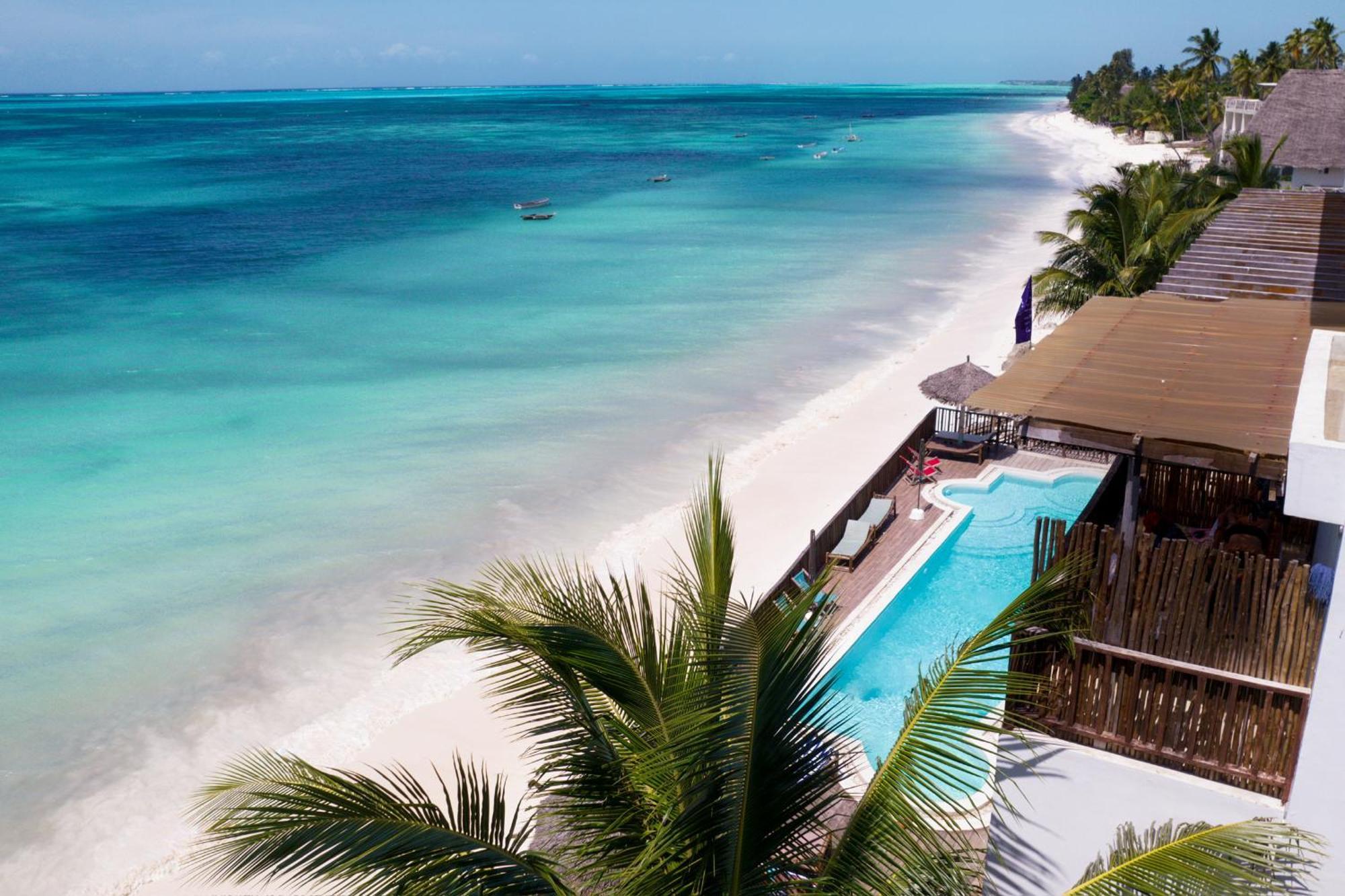 Pili Pili Paradise Hotel 5*