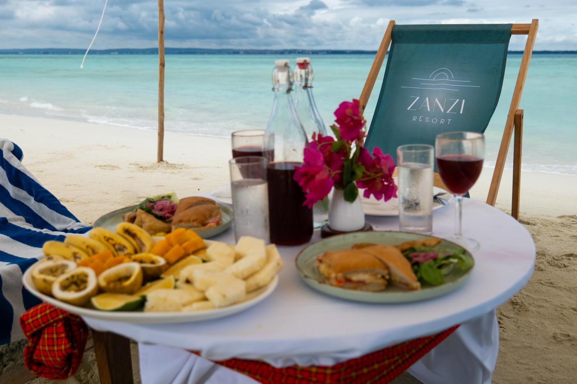 Zanzi Resort