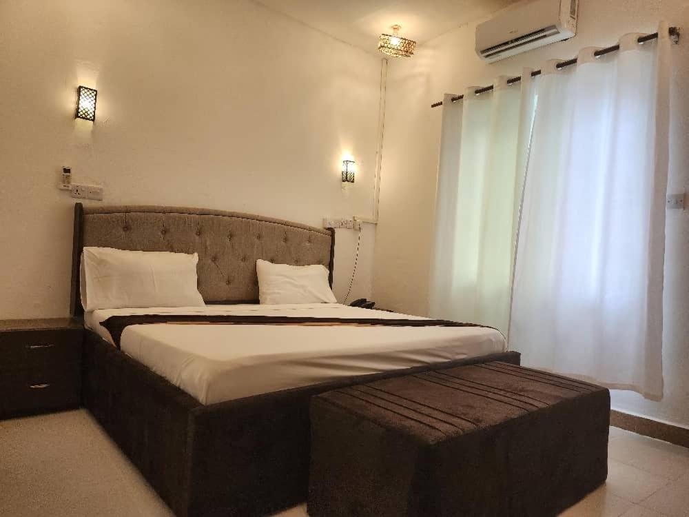 Hotel Sunseabar 4*