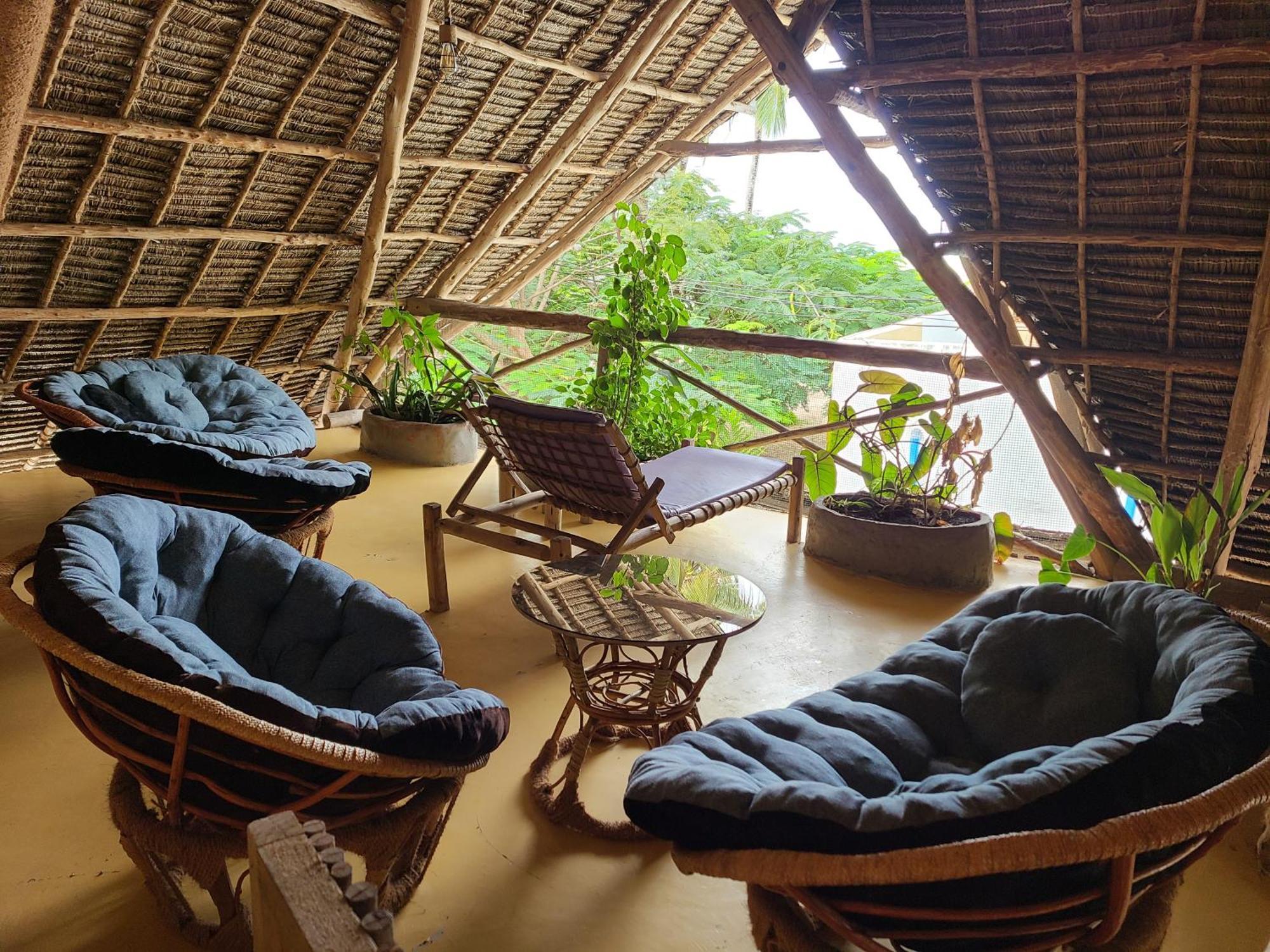 Apartment Mbaliparadise *