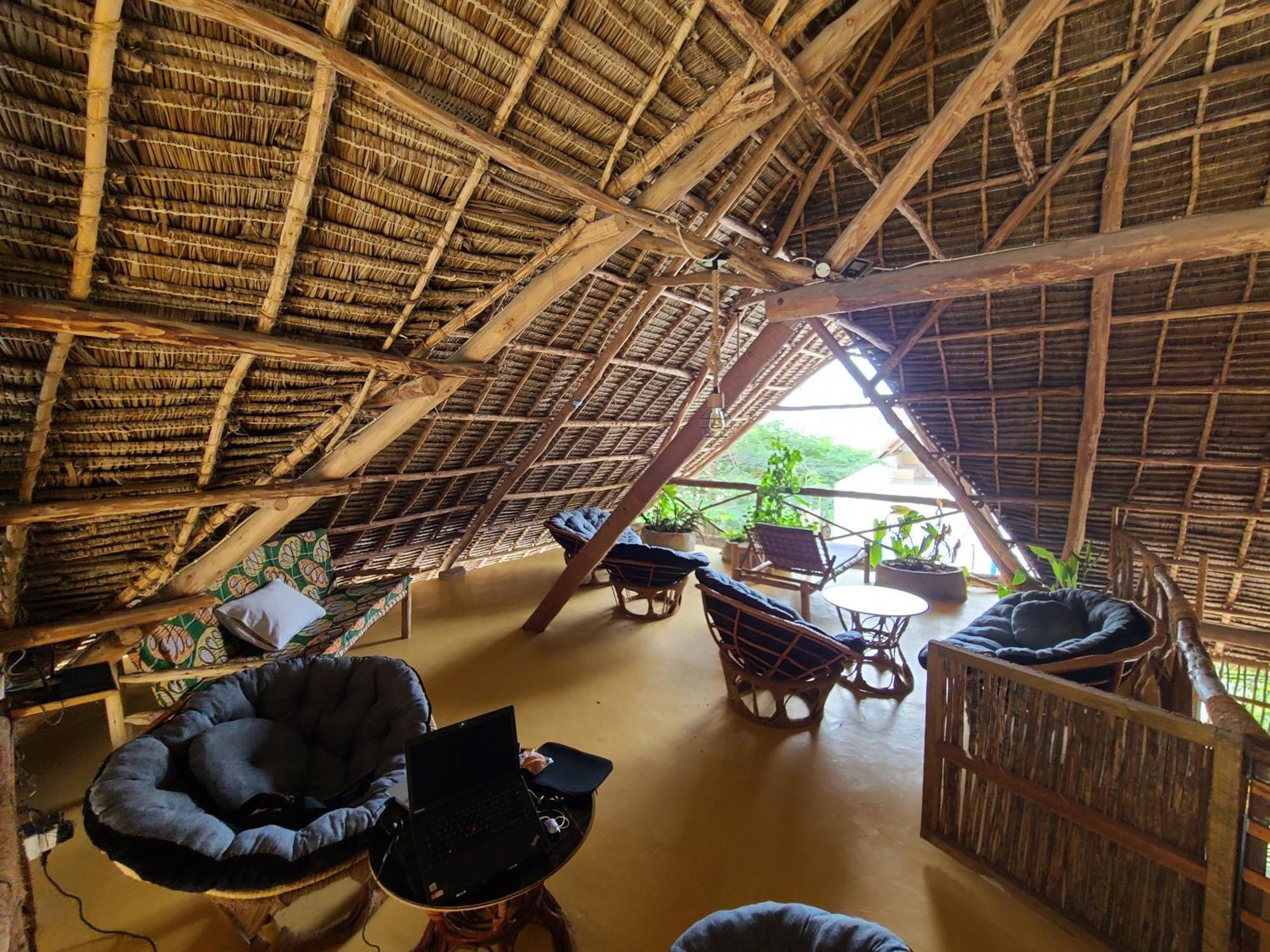 Mbaliparadise Apartment