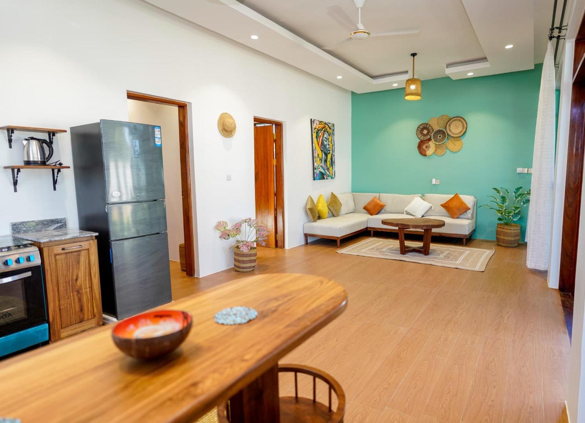 The Escape Apartment *