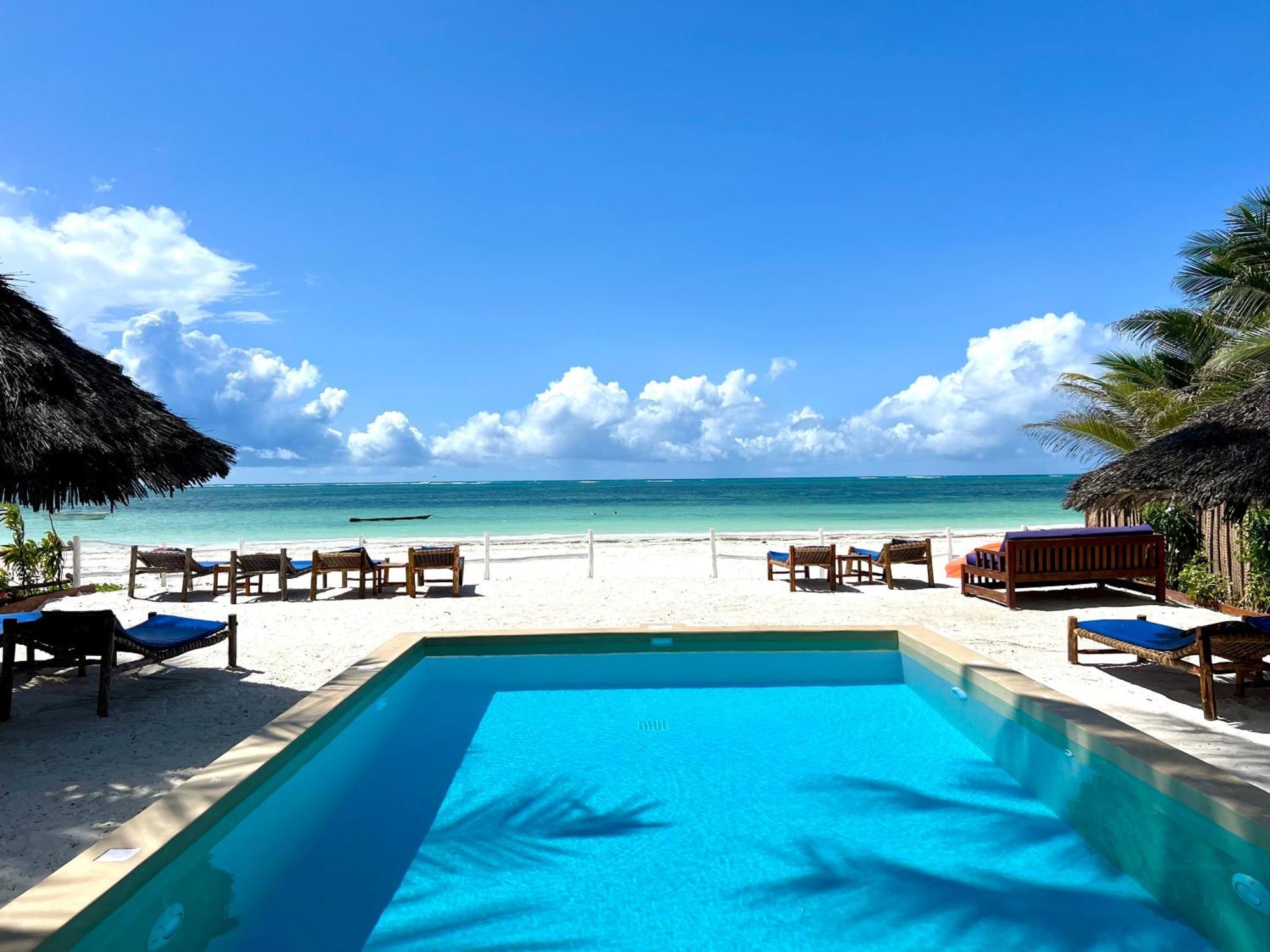 The African Paradise 3* Bwejuu