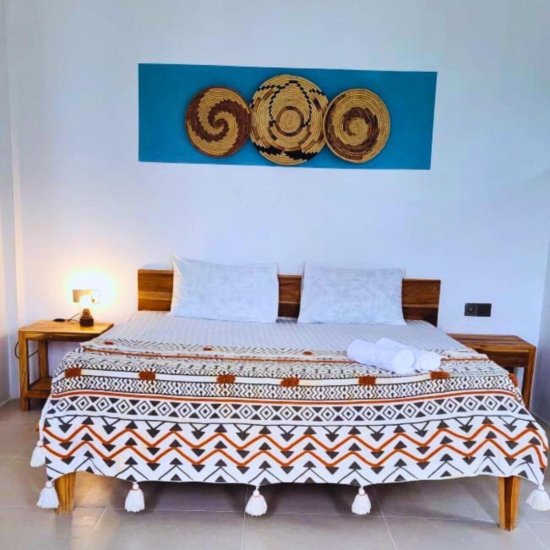 Modern Luxury 4 Sleeper Zanzibar Tv Wifi Ac Centrally Located *