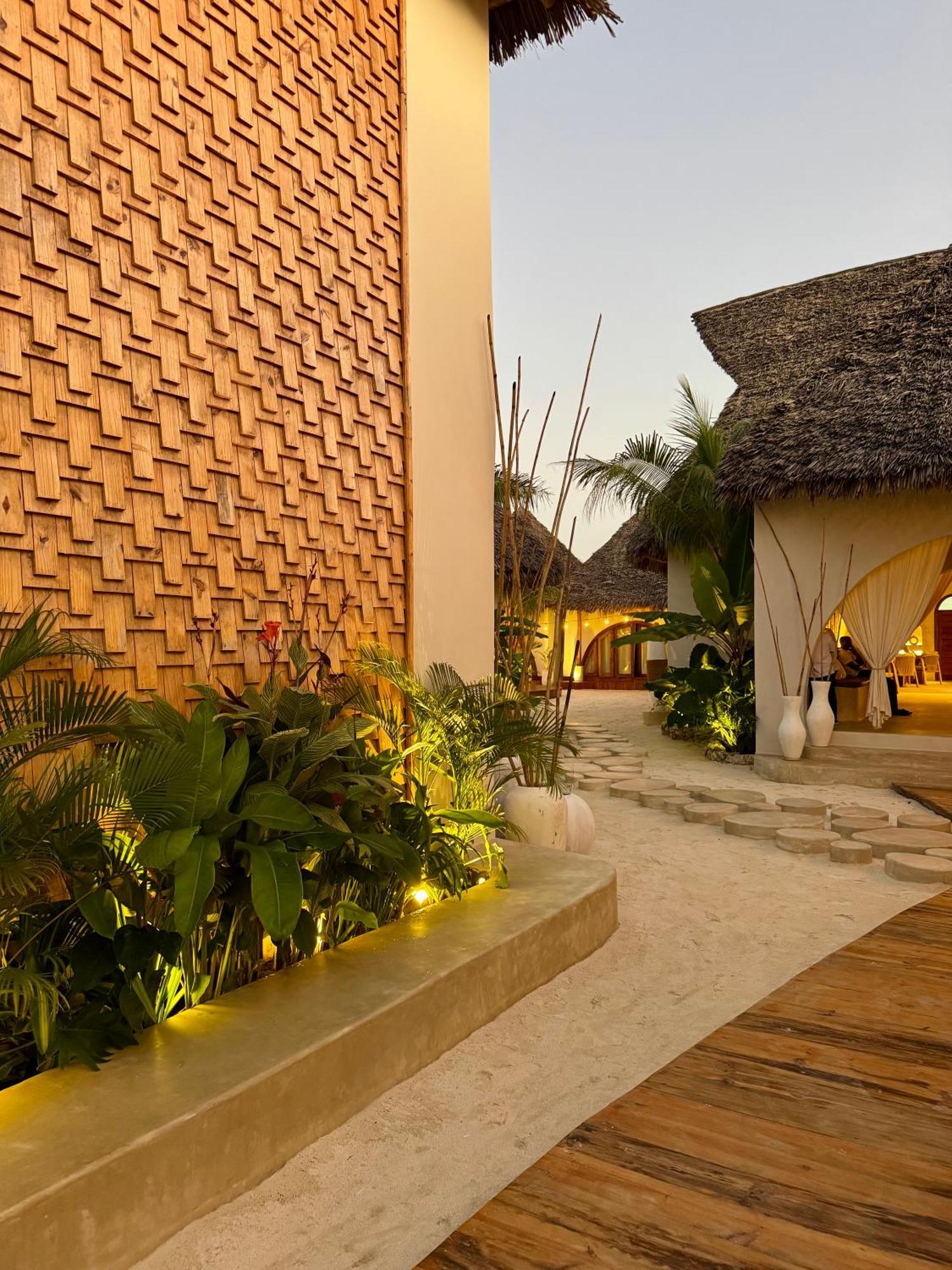 Hotel Kai Zanzibar And