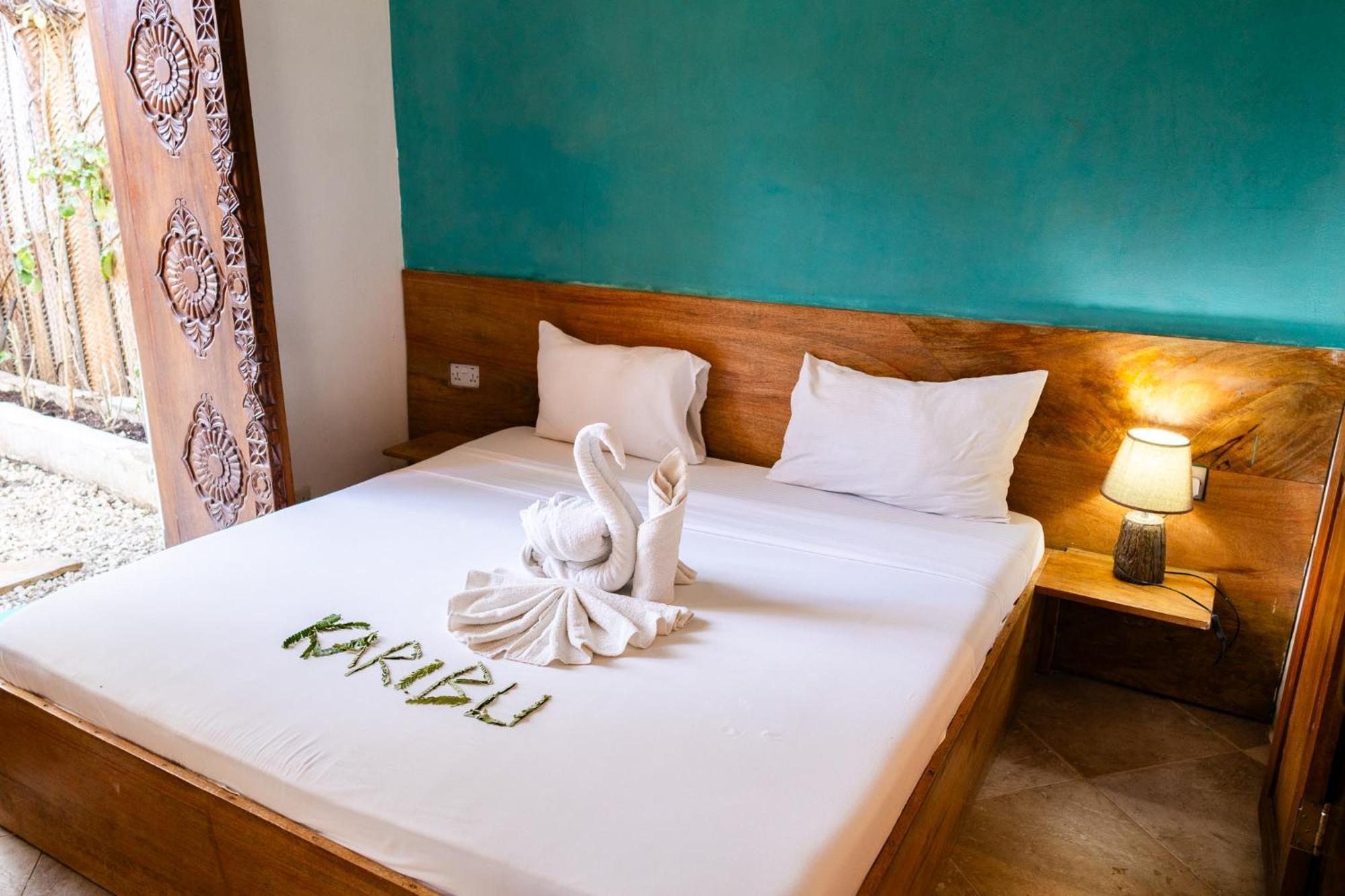 Hotel Pili Pili Paradise 3*
