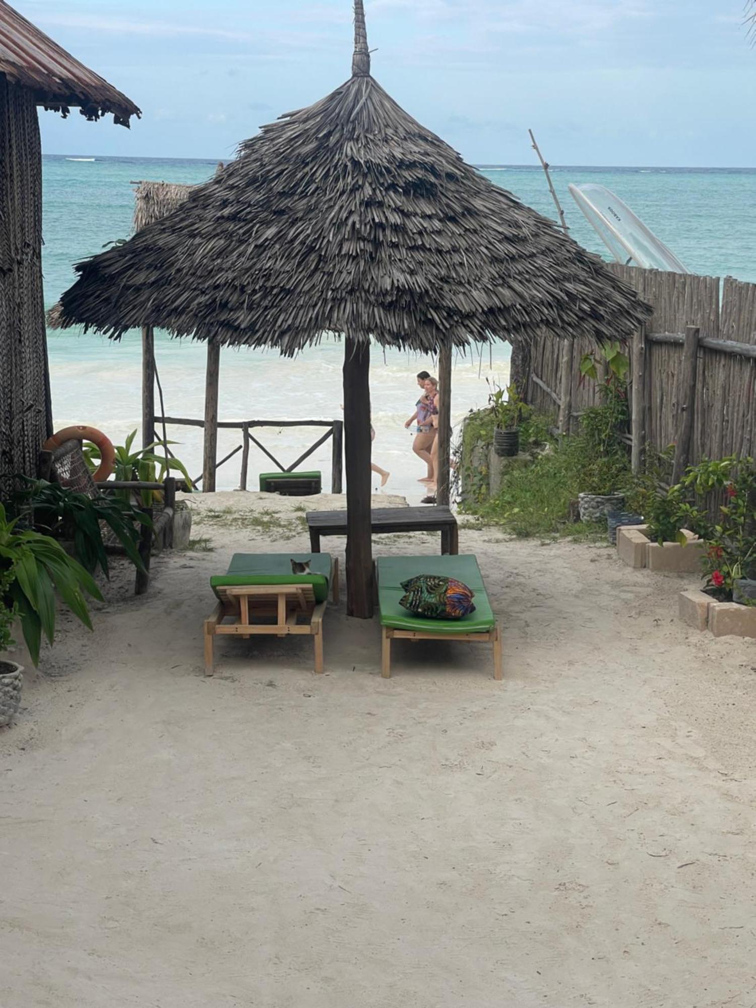 Zanzibar Escape 1&2 * Bwejuu