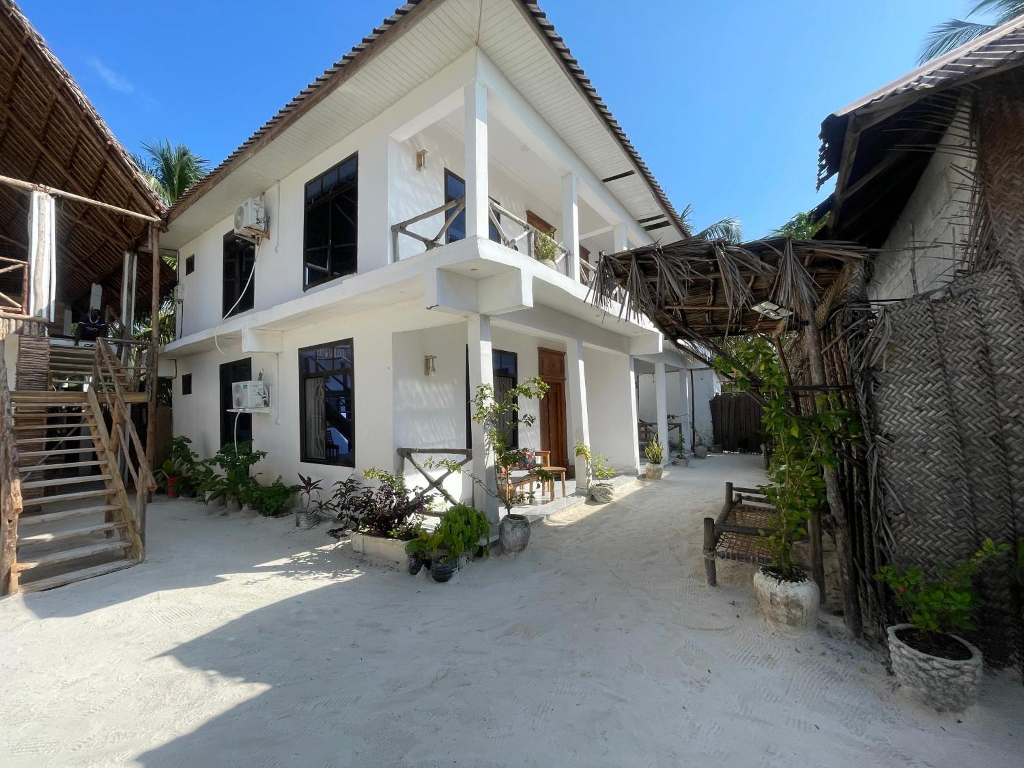 Zanzibar Escape 1&2