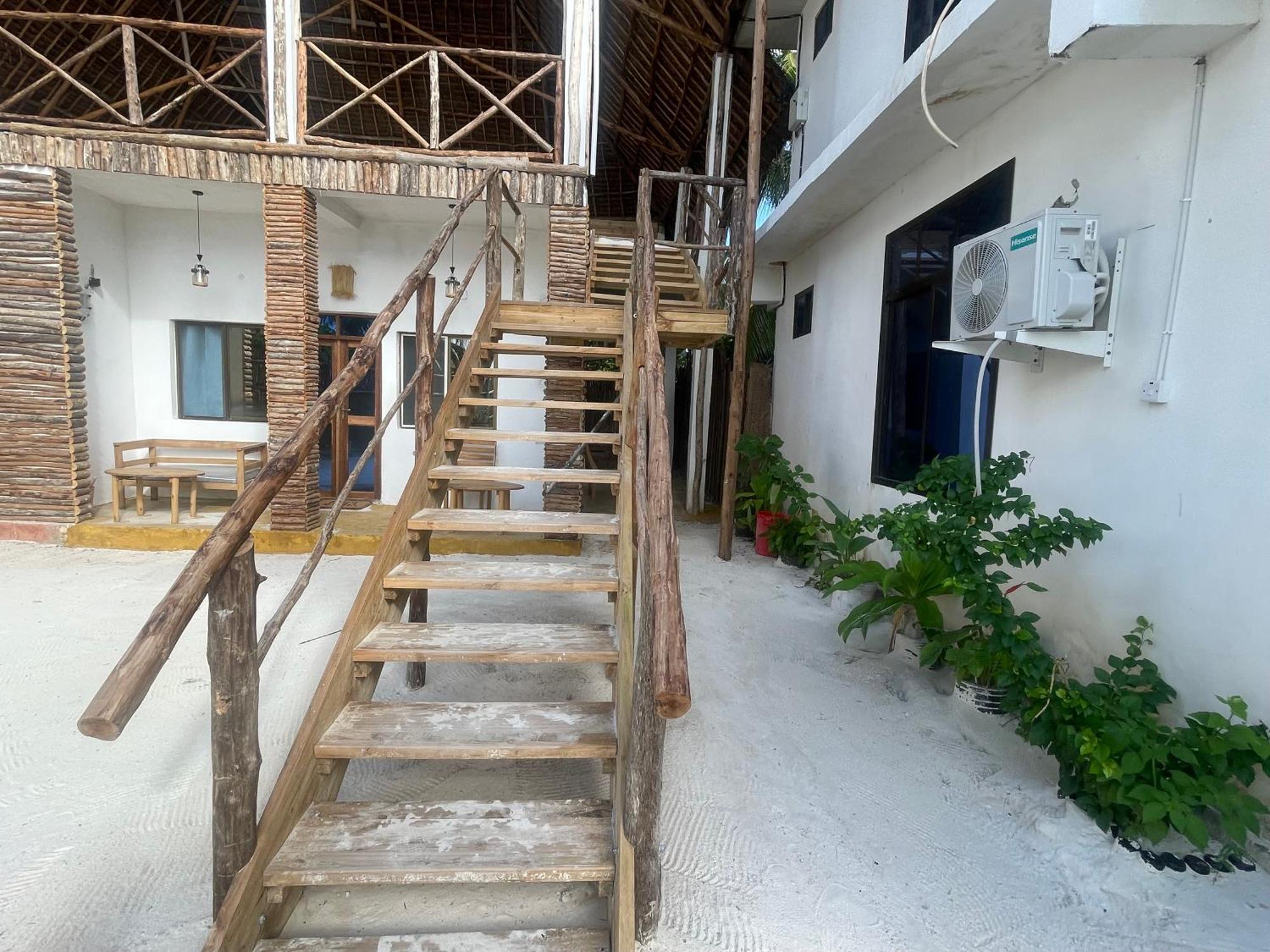 Zanzibar Escape 1&2 Bwejuu