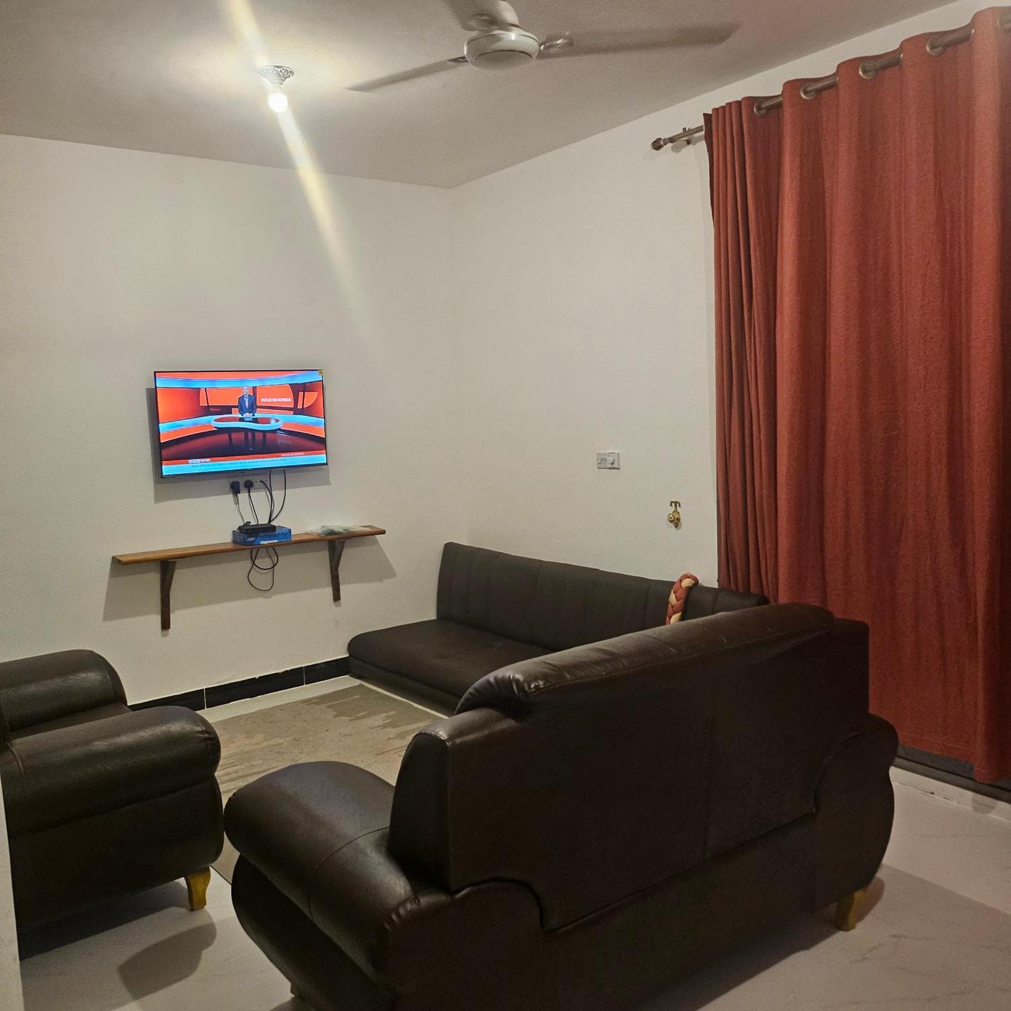 Oceanfront Oasis 2-bedroom Master In Uroa, Zanzibar *