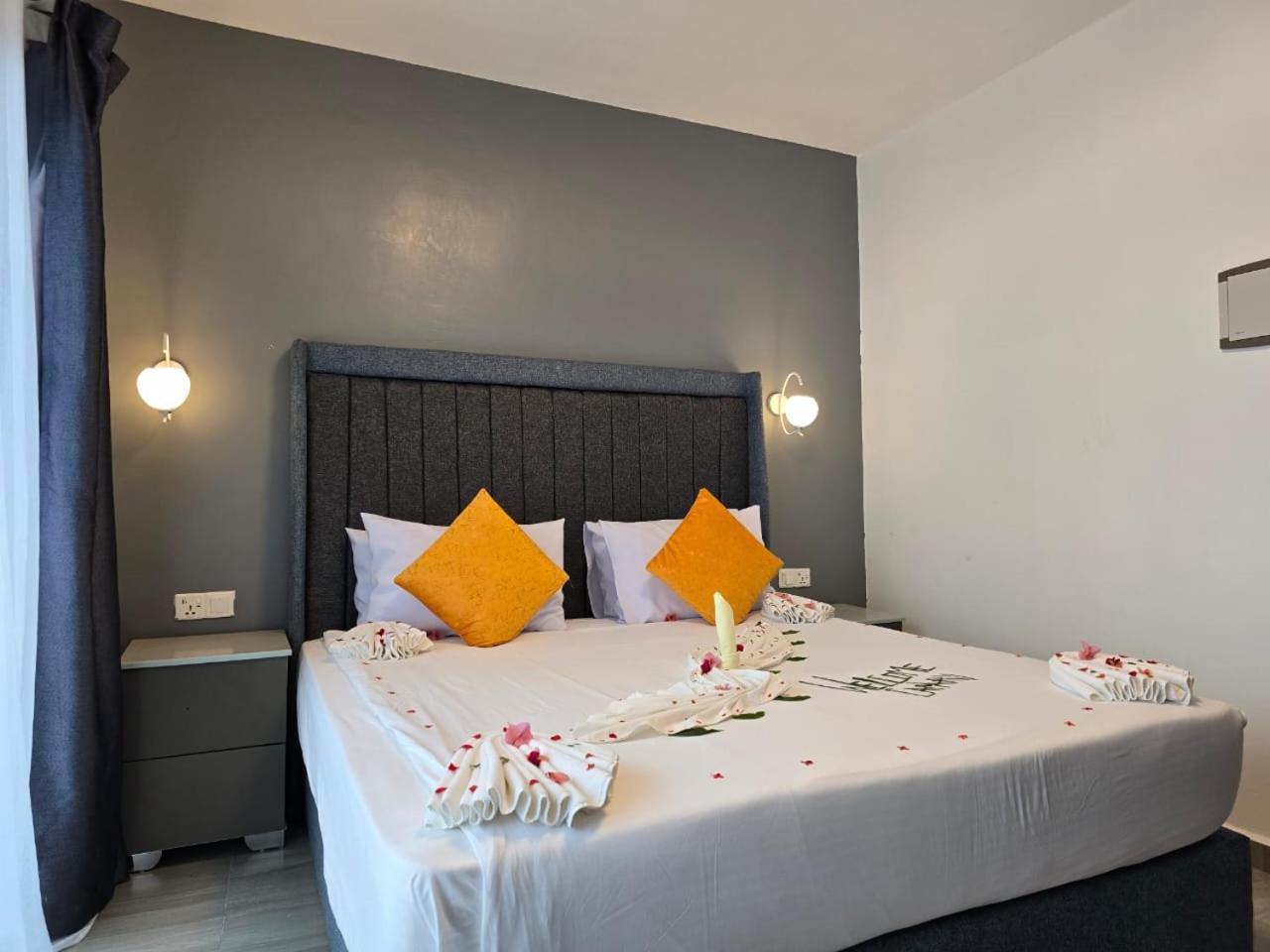 Hotel Golden 4*