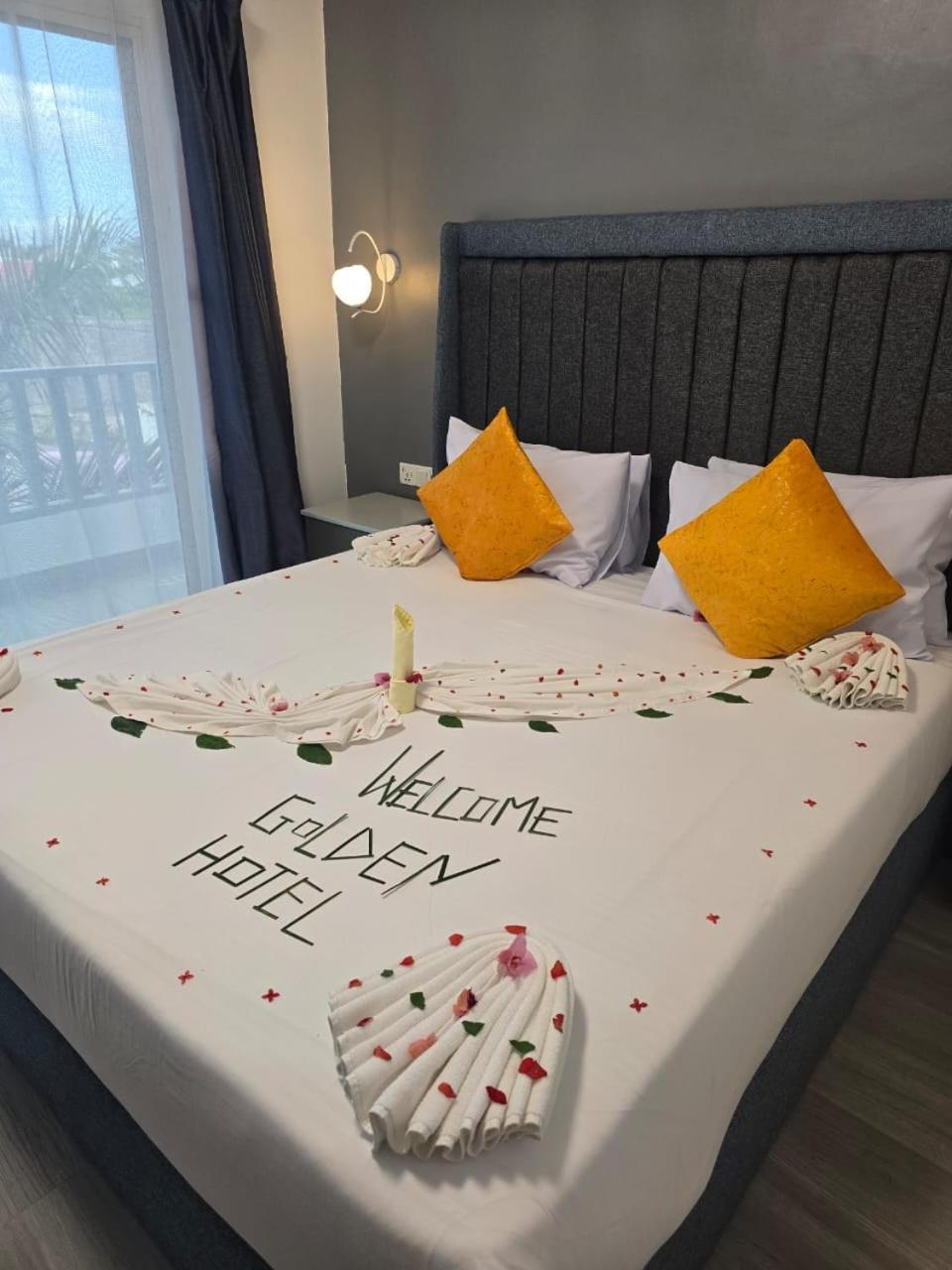 Golden Hotel