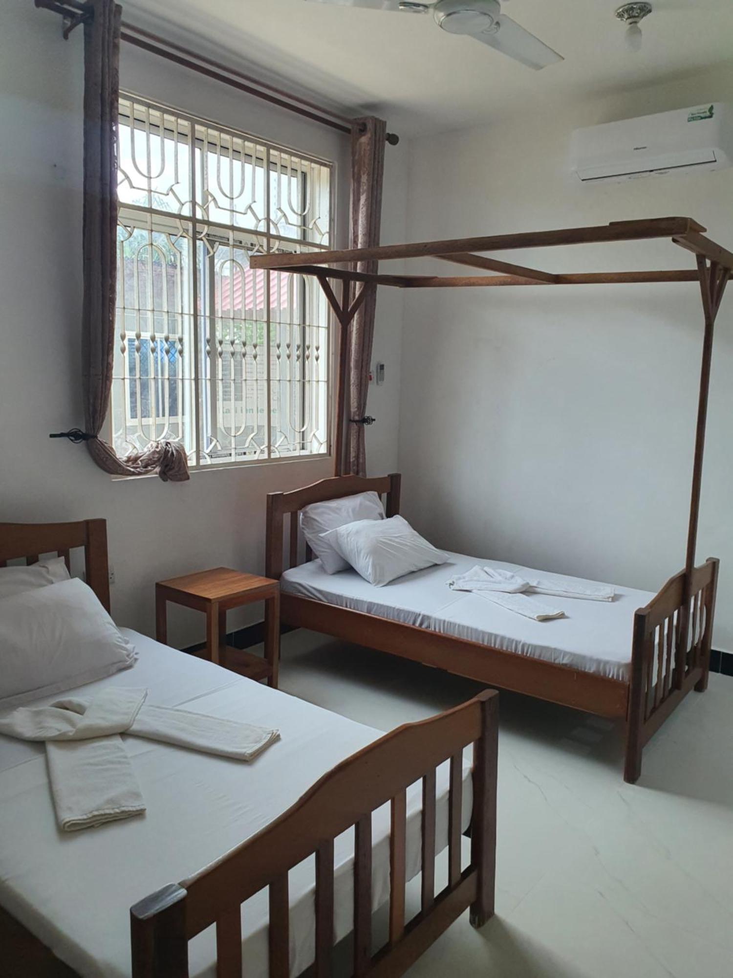 Oceanfront Oasis 2-bedroom Master In Uroa, Zanzibar * Uroa