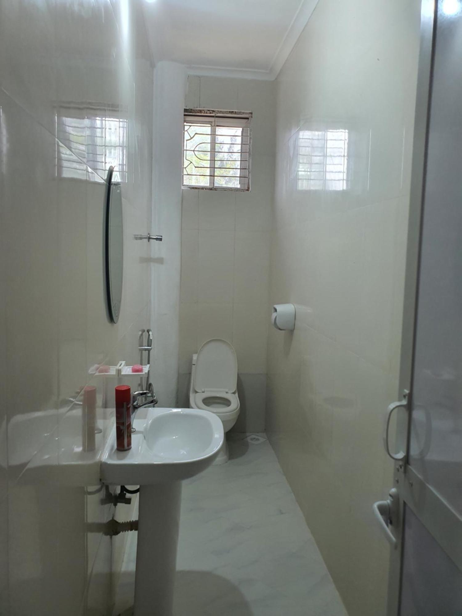 Oceanfront Oasis 2-bedroom Master In Uroa, Zanzibar