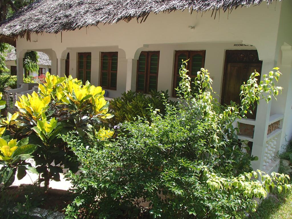 Hotel The 2*