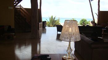 Gold Zanzibar House &