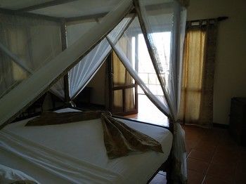 Arabian Nights Hotel 4*
