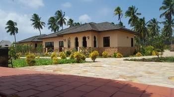 Hotel Dongwe Beach Bungalows