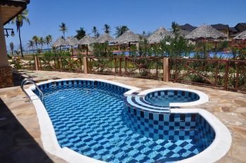 Dongwe Beach Bungalows Hotel