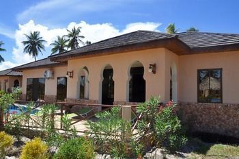 Dongwe Beach Bungalows 3*