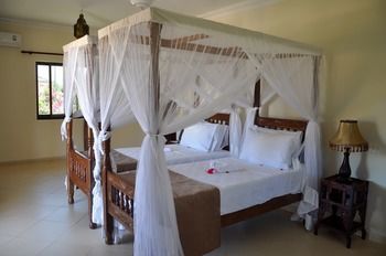 Dongwe Beach Bungalows Hotel