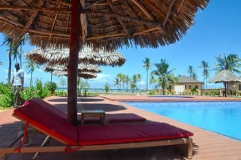 Dongwe Beach Bungalows 3*