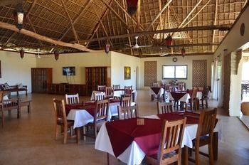 Dongwe Beach Bungalows Hotel 3*