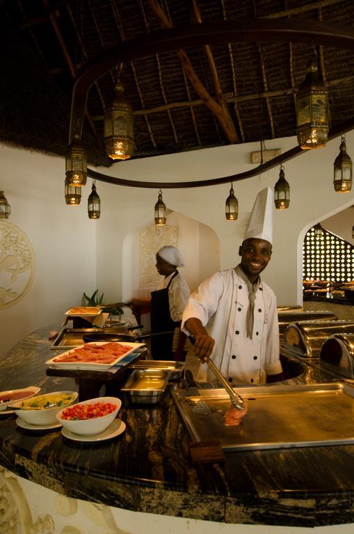 Sultan Sands Island & Spa 4*