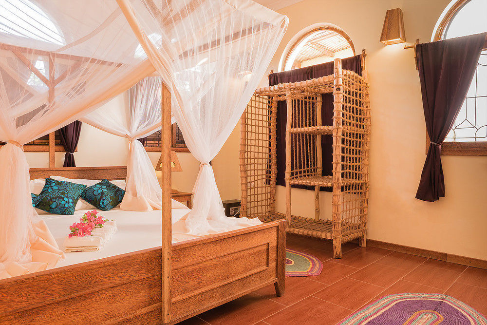 Zan View Hotel 3*