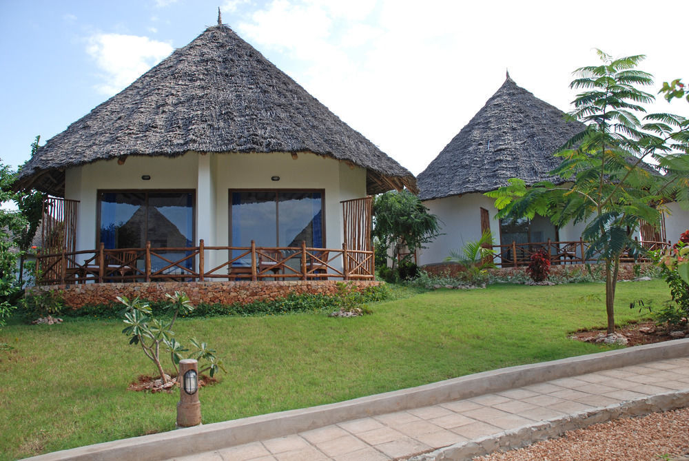 Hotel Sultan Sands Island & Spa
