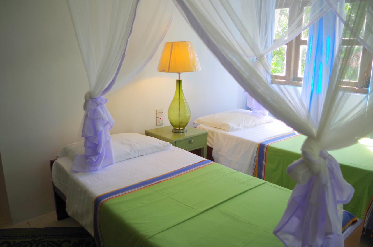 Retro 3* Zanzibar