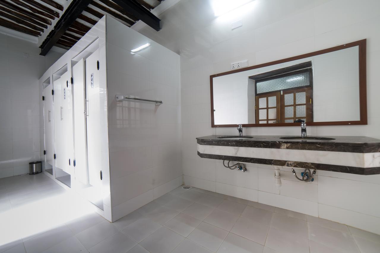 Stone Town House *