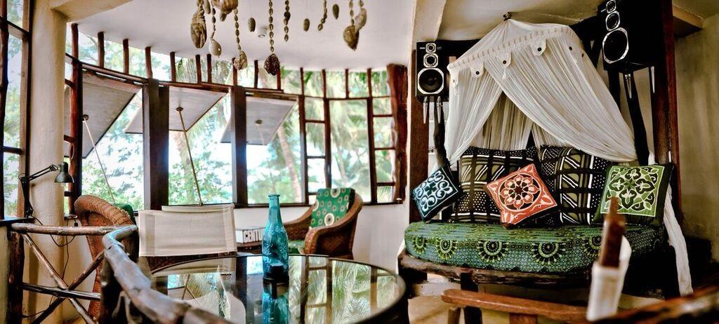 Utupoa Lodge *