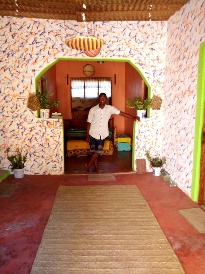 Mau'splace - Authentic Afrikan House