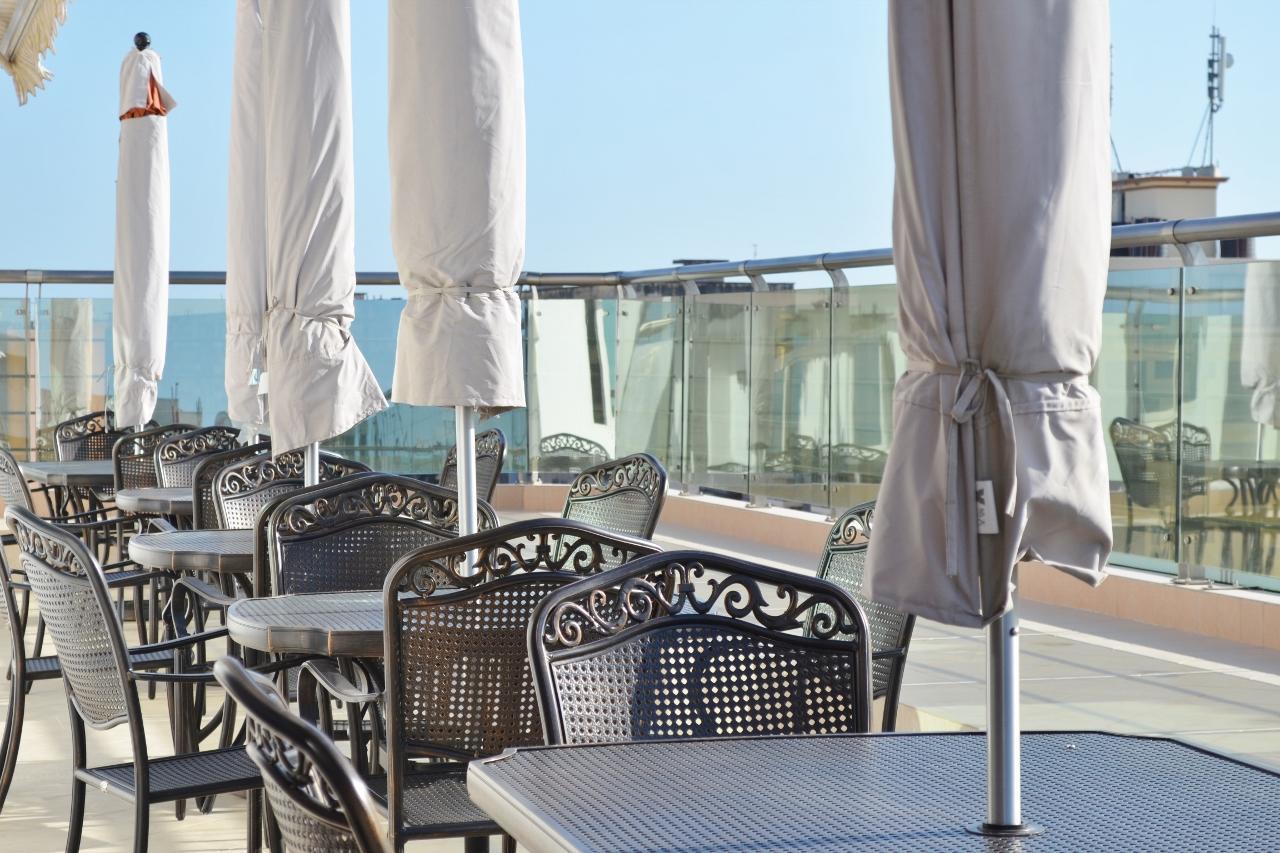 Island Paradise Hotel
