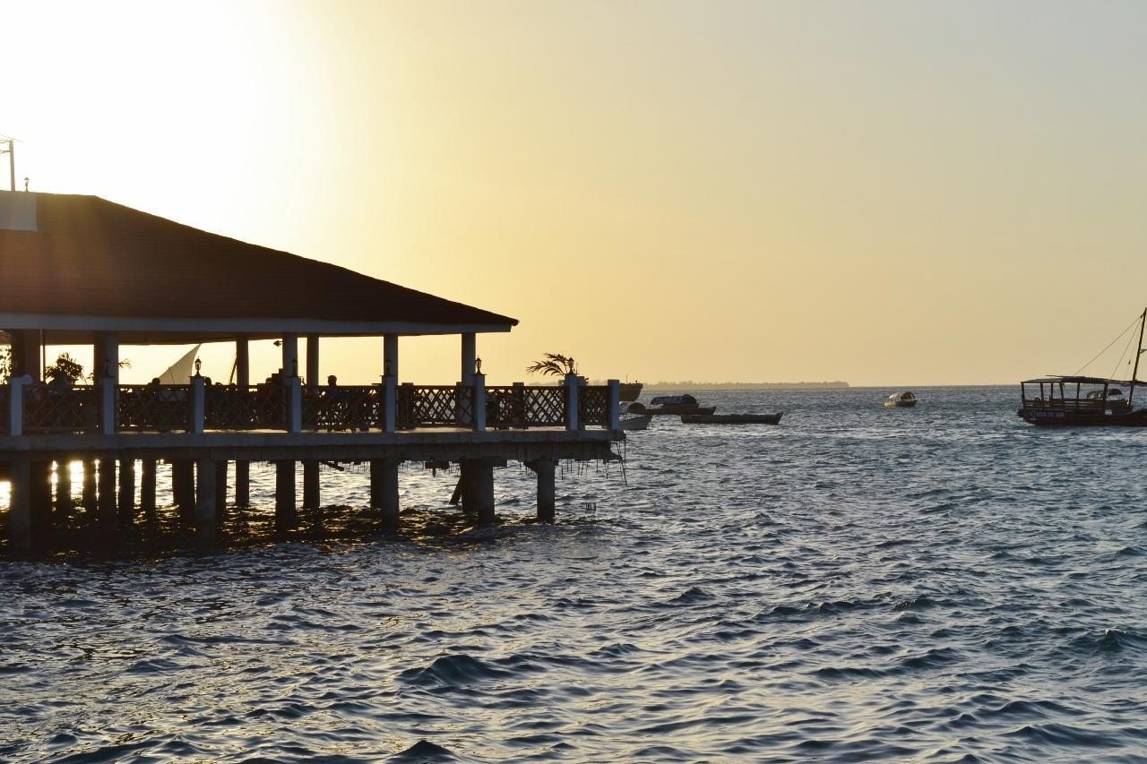 Island Paradise Hotel