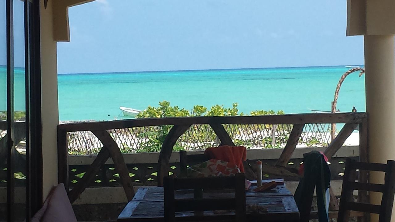 White Sands Hotel *