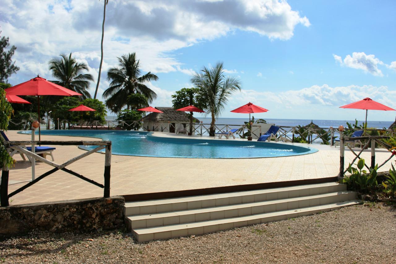 Coconut Tree Village Resort 2*