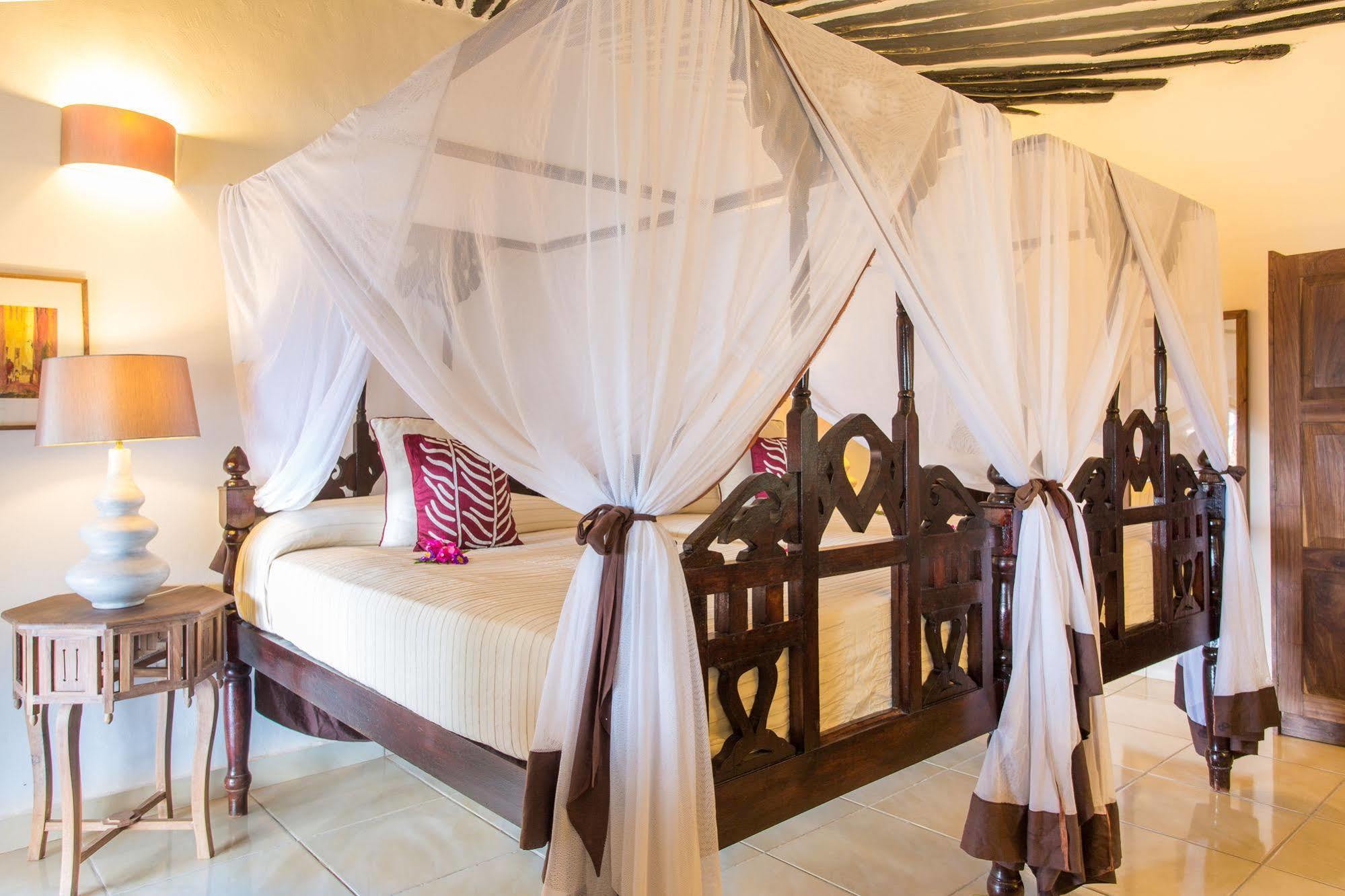 Hotel Ras Beach 4*