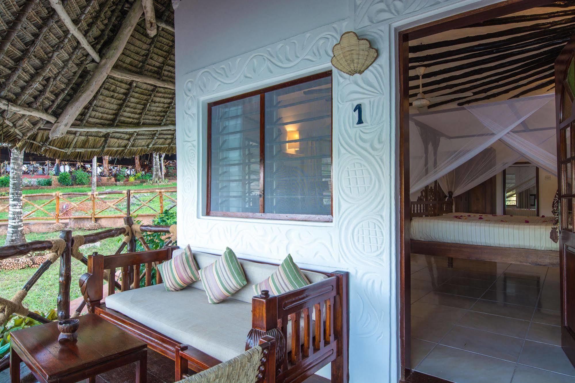 Hotel Ras Beach 4*