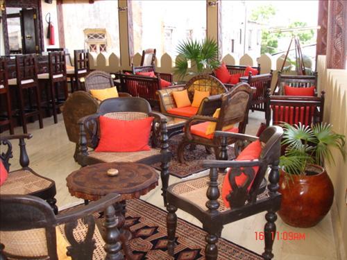 Al Johari & 3* Zanzibar