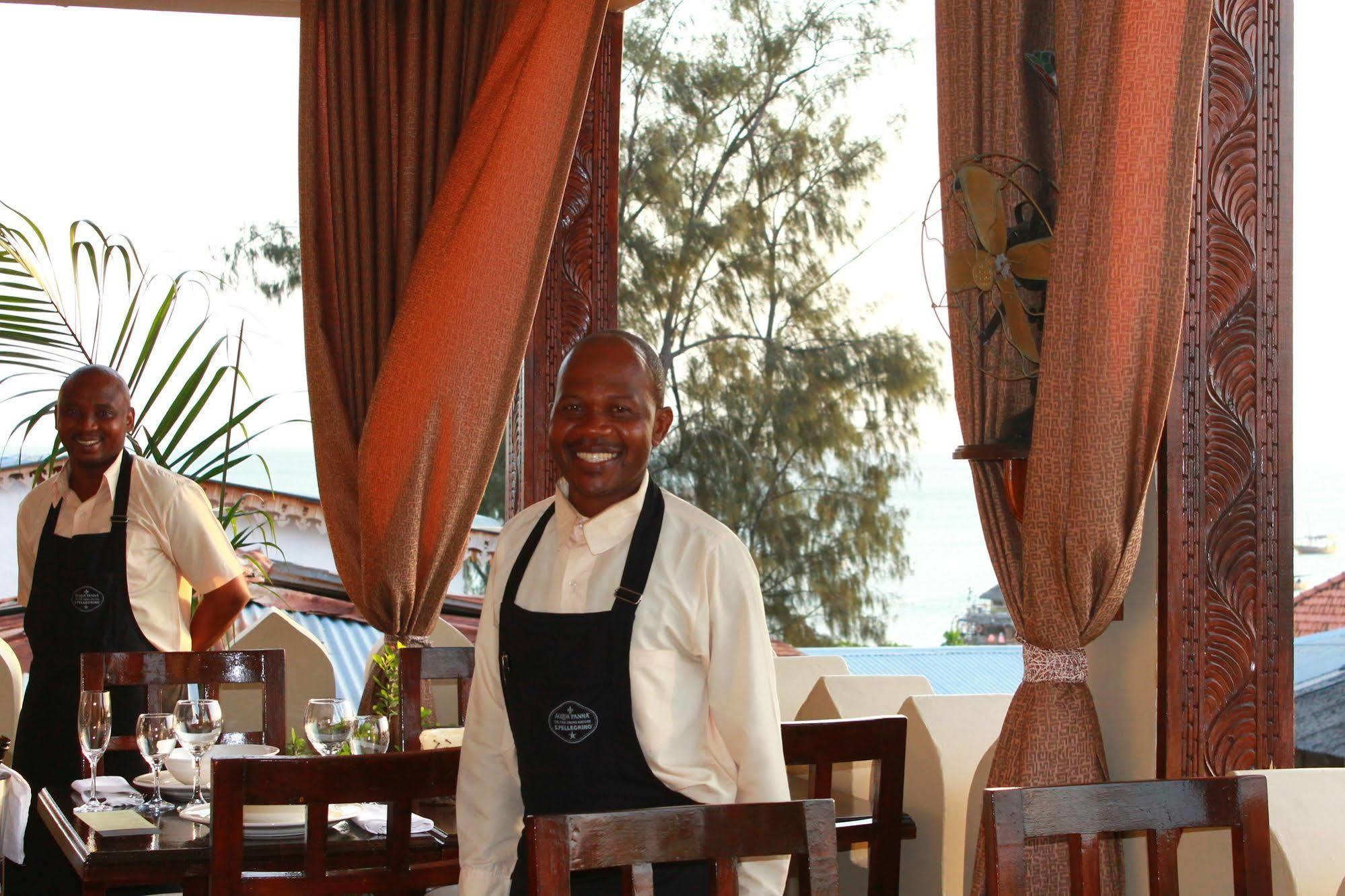 Al Johari & Hotel Zanzibar