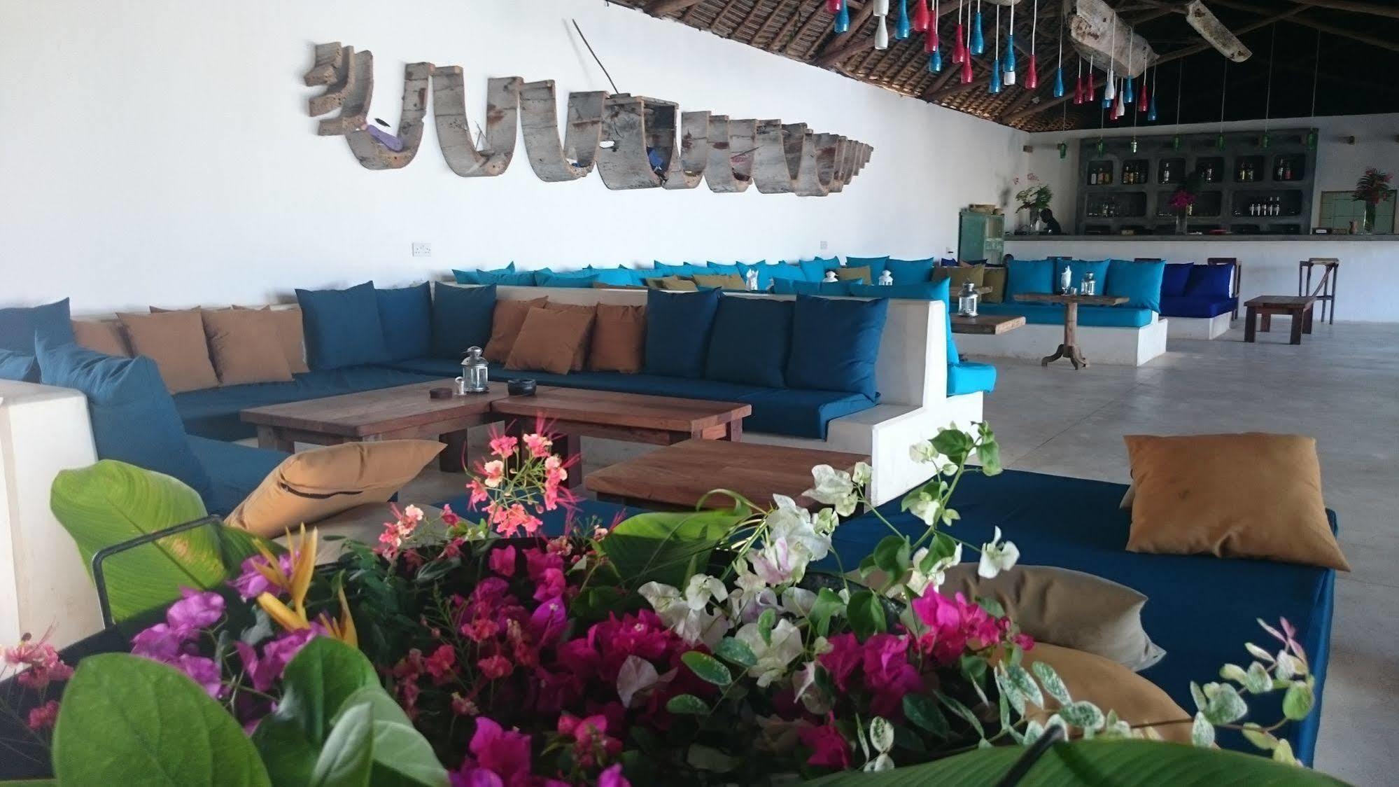 Nur Resort